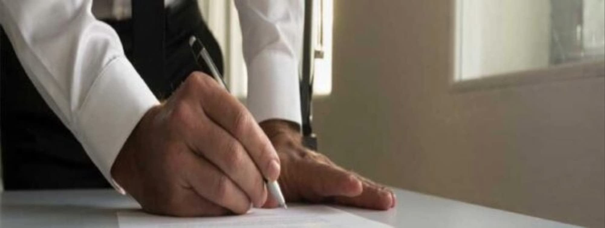 image of invoice funding contract